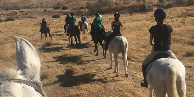 Escuela De Equitación Boremai Rutas a caballo